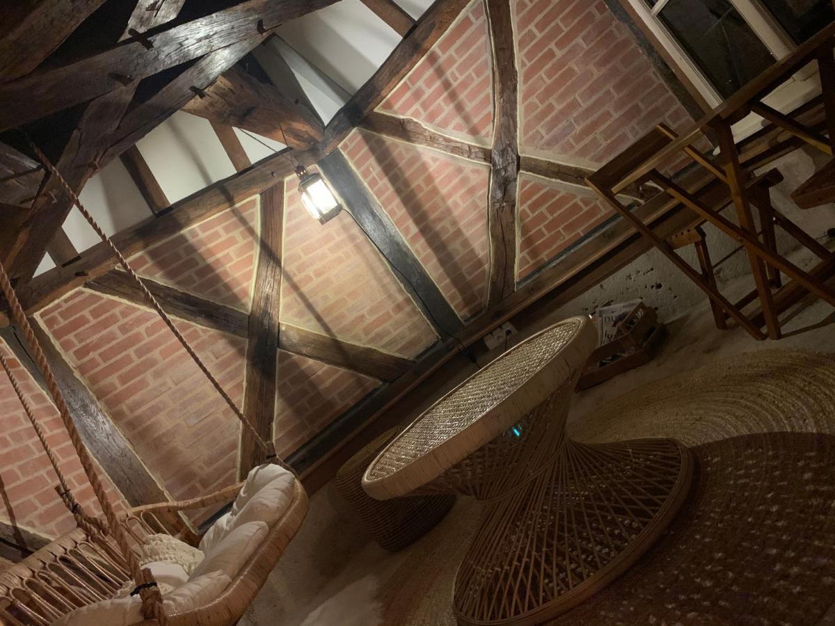 Appartement Classe "La Tour" Dole Exteriér fotografie