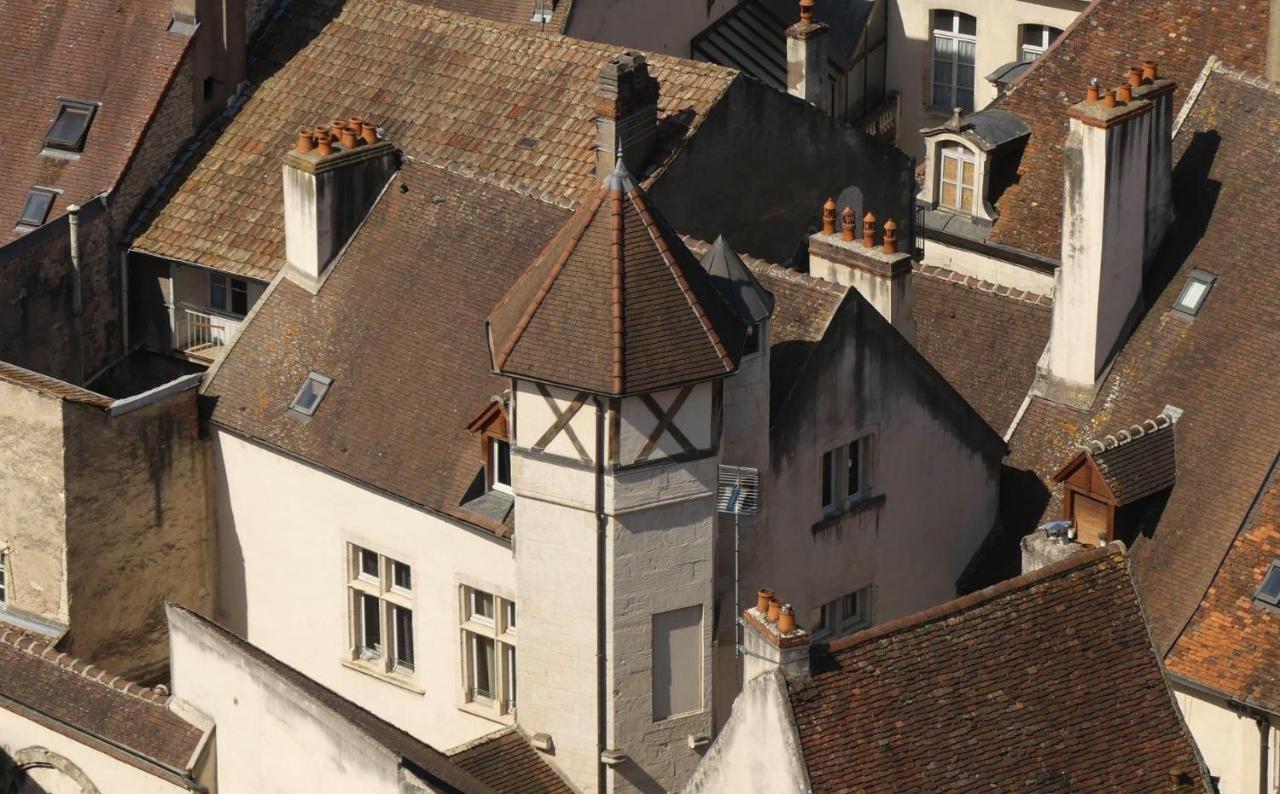 Appartement Classe "La Tour" Dole Exteriér fotografie