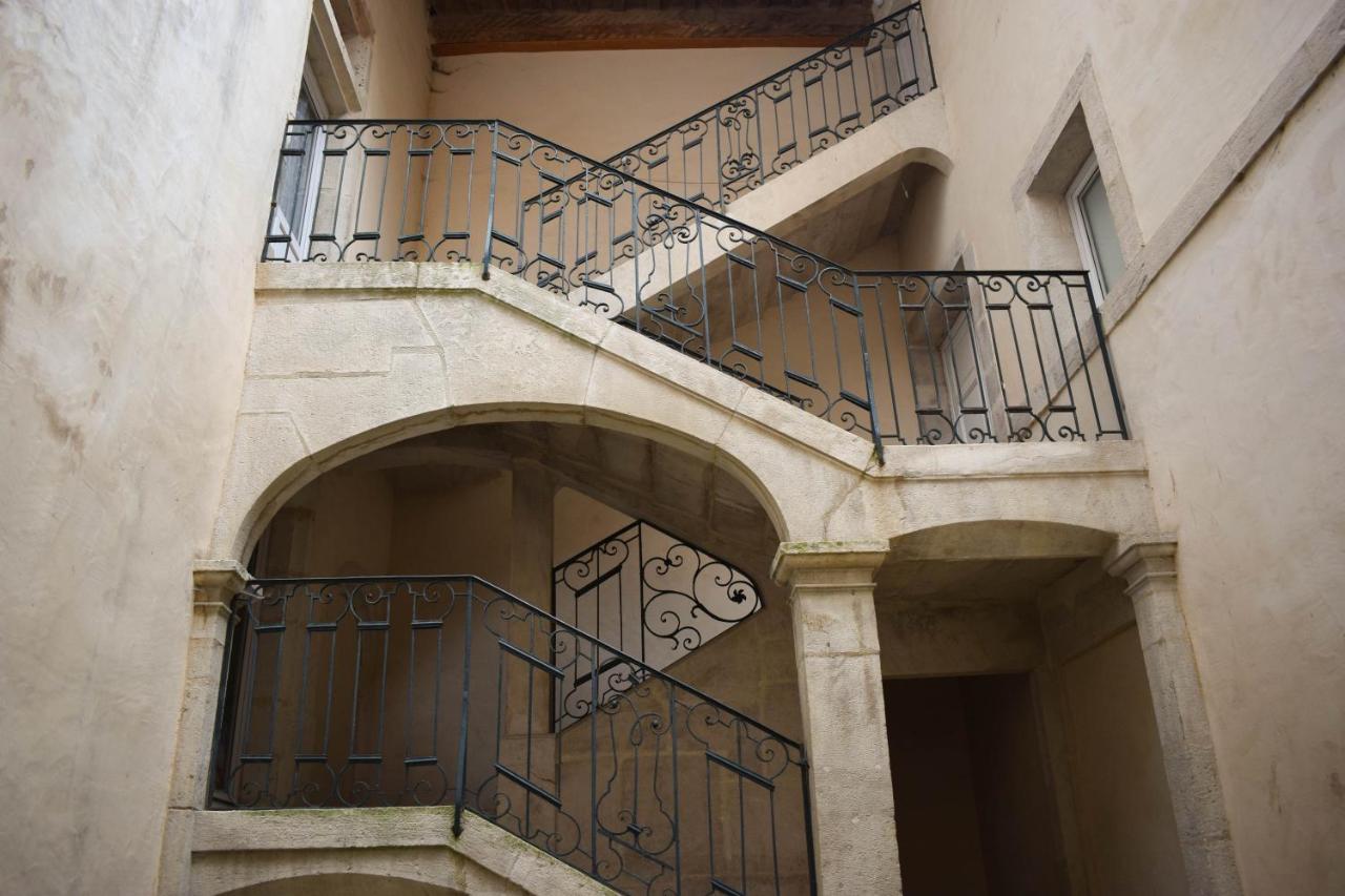 Appartement Classe "La Tour" Dole Exteriér fotografie